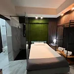 Nocleg ze śniadaniem Le Temple Du Luxe 3*