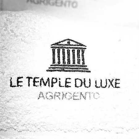 Le Temple Du Luxe Bed & Breakfast *